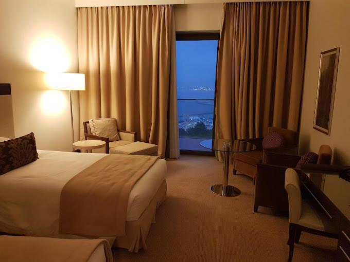 Hotel El Aurassi Isly ภายนอก รูปภาพ