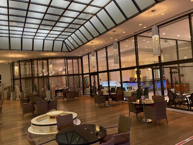Hotel El Aurassi Isly ภายนอก รูปภาพ
